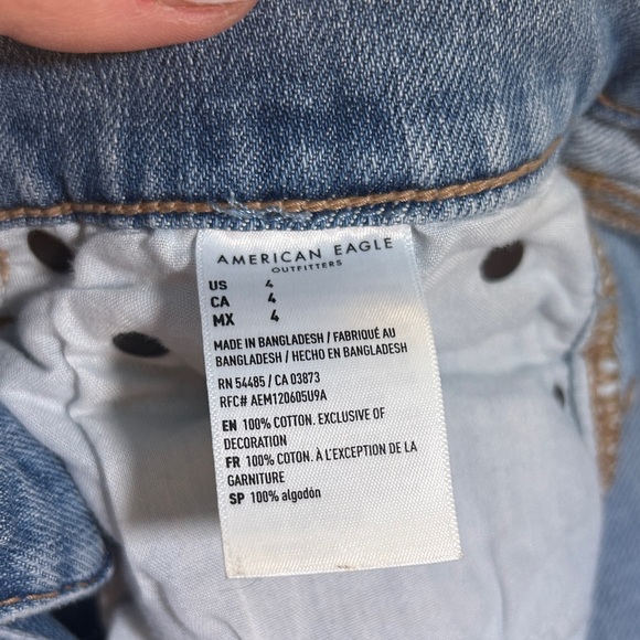 American Eagle Distressed Denim Shorts - Picture 3 of 4